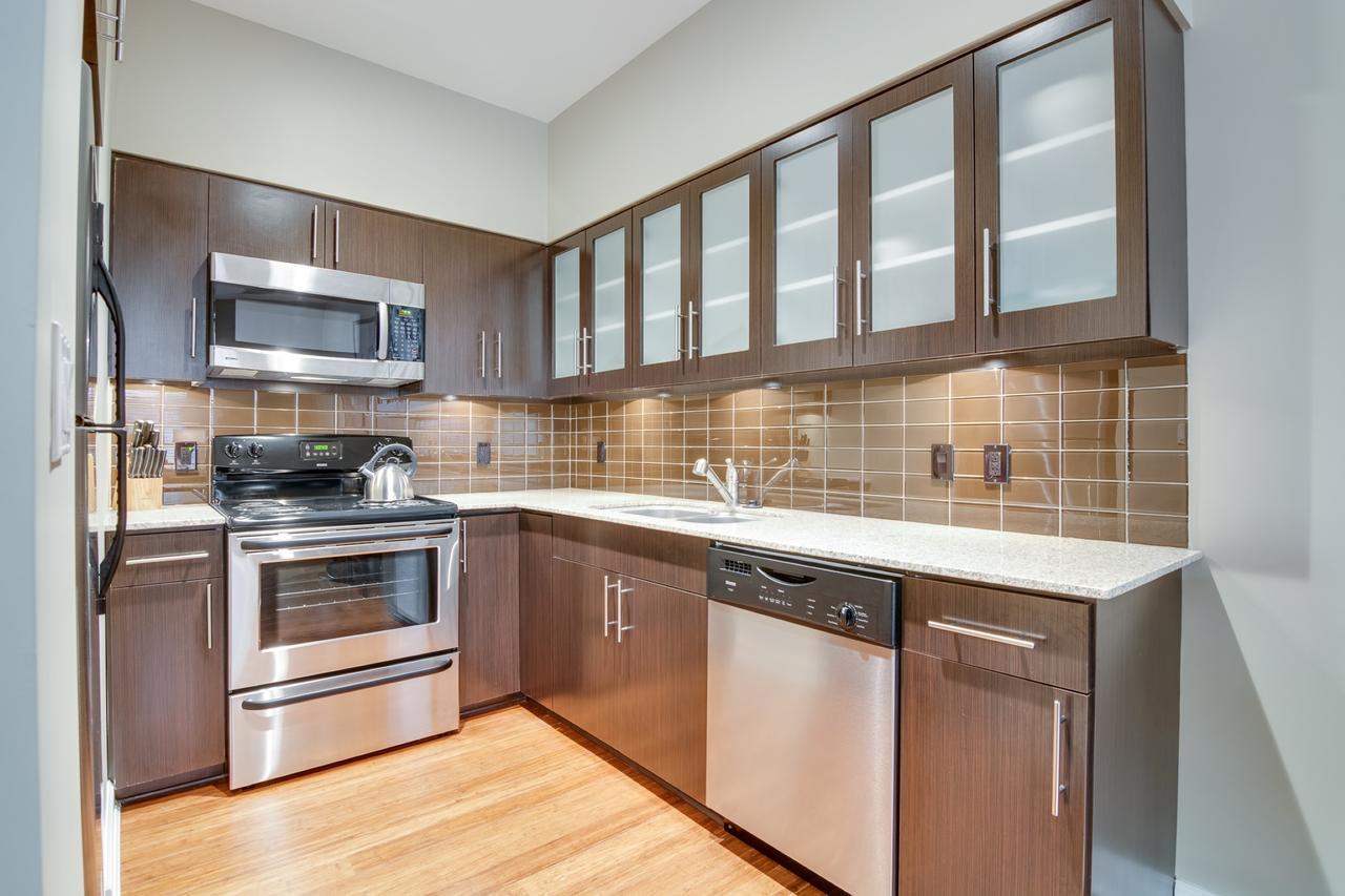 Bluebird Suites Near Autozone Park Memphis Room photo